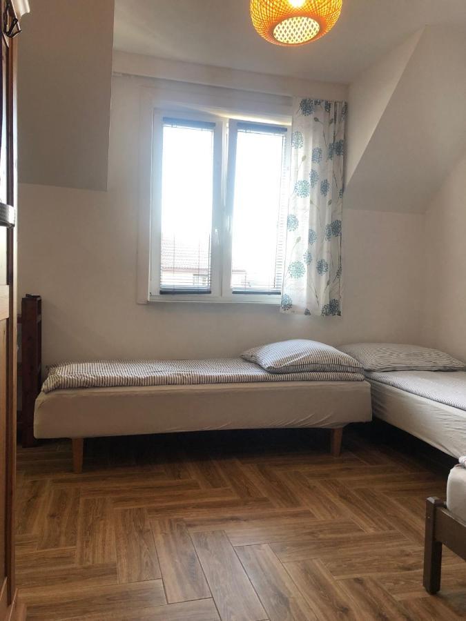 Pokoje Goscinne U Znajomej Ujście-Darłowskie المظهر الخارجي الصورة